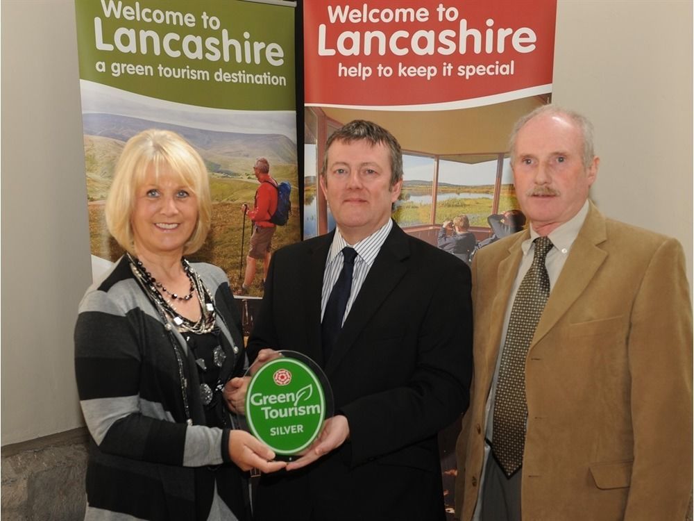 Martin Lane Farm Holiday Cottages Burscough Экстерьер фото