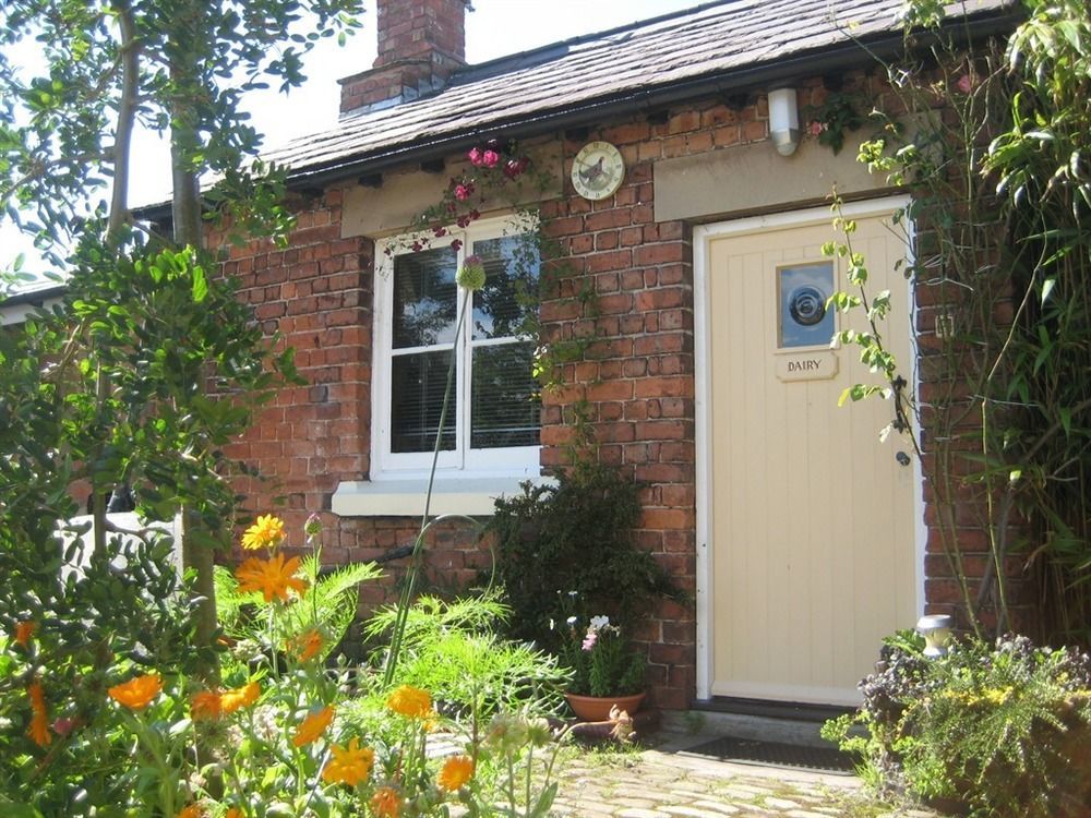 Martin Lane Farm Holiday Cottages Burscough Экстерьер фото